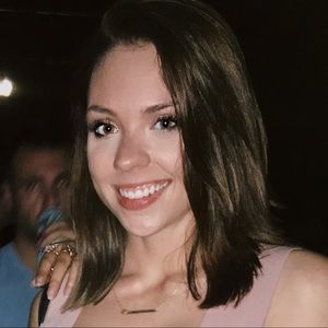 Meet your Posher, Jaclyn